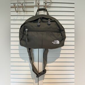 The North Face Green Lumbar/Fanny/Waist Pack- Unisex